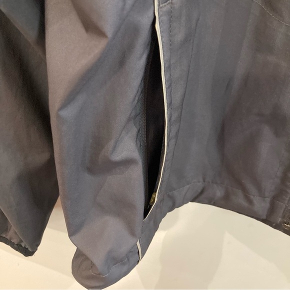 MEC Sz L Super Light Weight Outdoor Hiking Layering Rain Windbreaker Reflectors - Picture 7 of 15